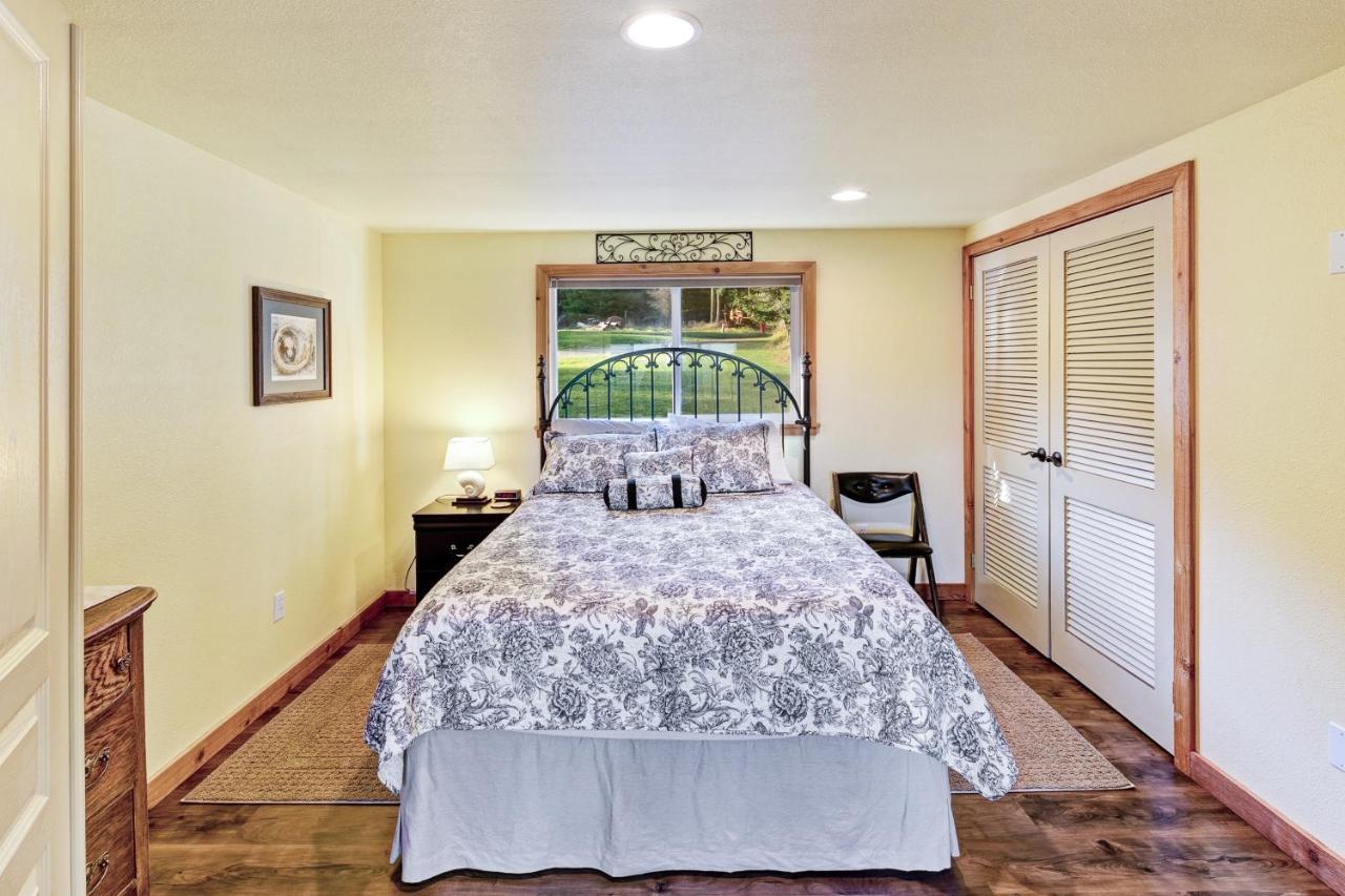 Obstruction Pass Cottage Olga Экстерьер фото