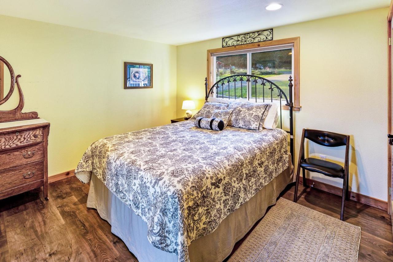 Obstruction Pass Cottage Olga Экстерьер фото